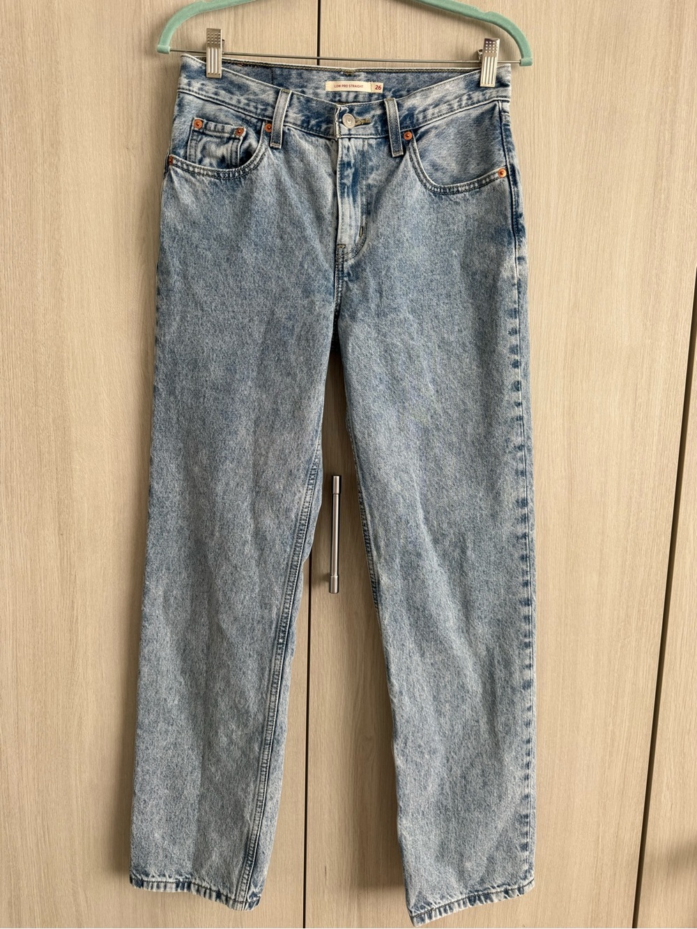 Levi's Women's Low Pro Straight Jeans - Light Blue Wash